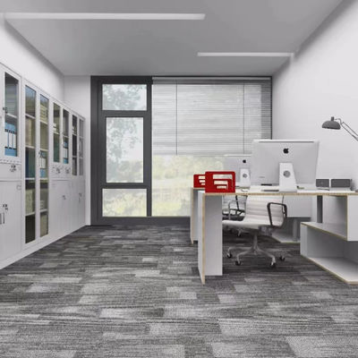 Συνολικό πάχος 6±1mm 100% νάιλον 50x50 πλακάκια χαλιών για γραφεία Εμπορικό περιβάλλον