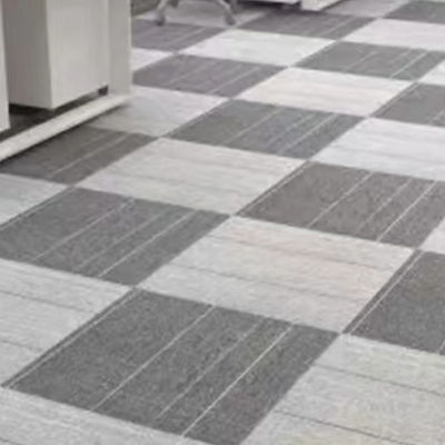 Καθαρό χρώμα πολυτελή αφαιρούμενα πλακάκια χαλιών από νάιλον για γραφεία 50x50 Μονωδικά και σχεδιασμένα